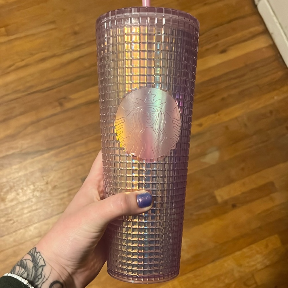 24oz Starbuck’s Tumbler With Straw